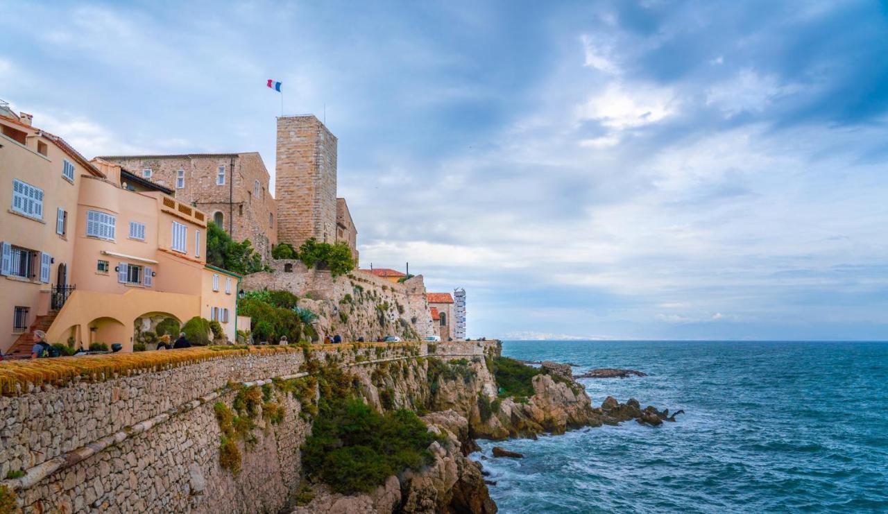 Nice Renting - Massena - Loft - Heart Of Vieil Antibes - The Market With Sea View ภายนอก รูปภาพ