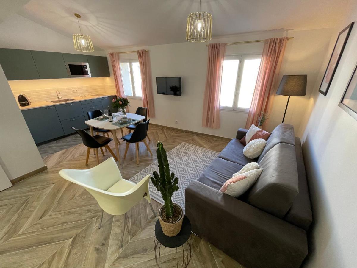 Nice Renting - Massena - Loft - Heart Of Vieil Antibes - The Market With Sea View ภายนอก รูปภาพ