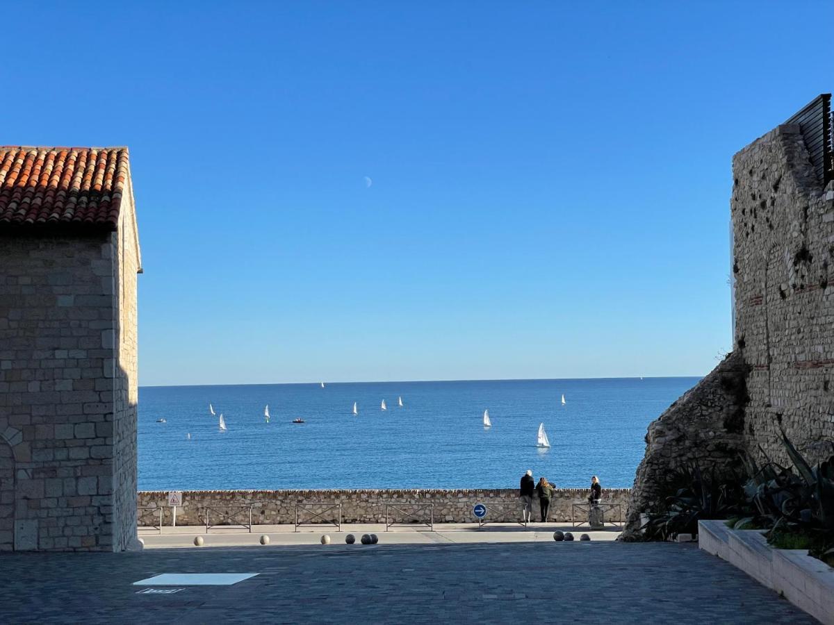 Nice Renting - Massena - Loft - Heart Of Vieil Antibes - The Market With Sea View ภายนอก รูปภาพ